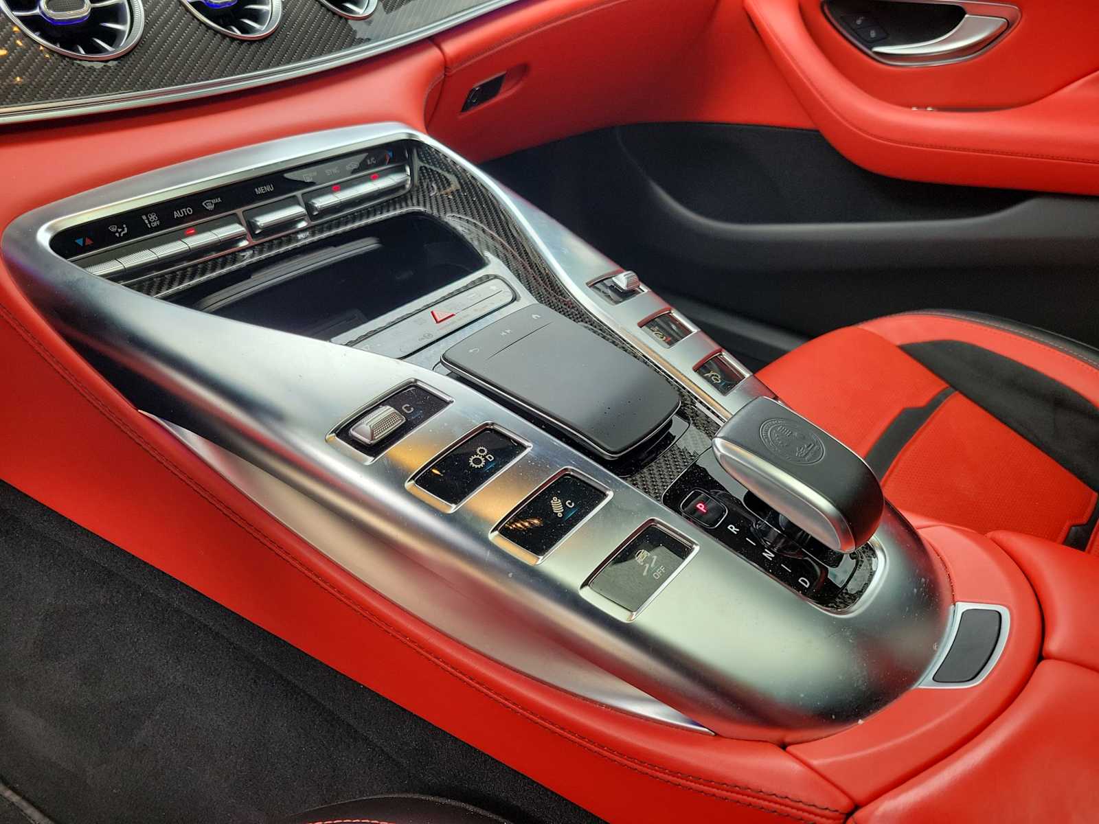 Thumbnail: 2022 Mercedes-Benz AMG GT - 21