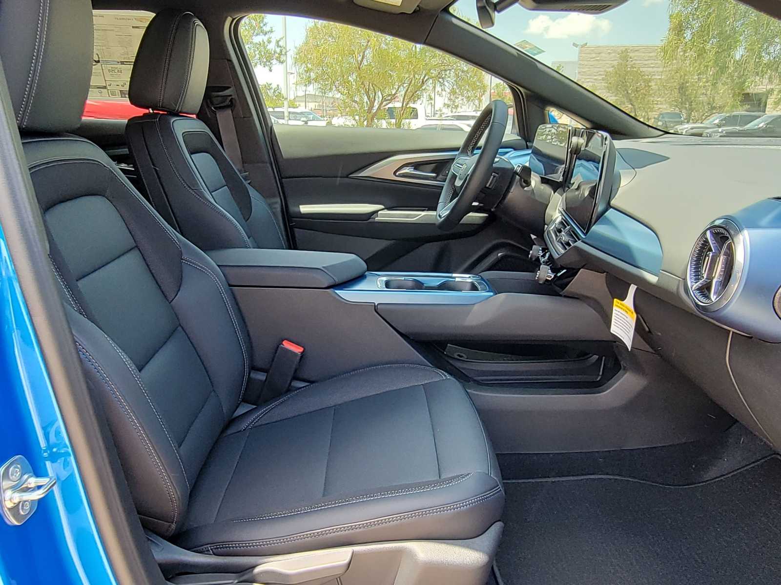 Thumbnail: 2024 Chevrolet Equinox - 14