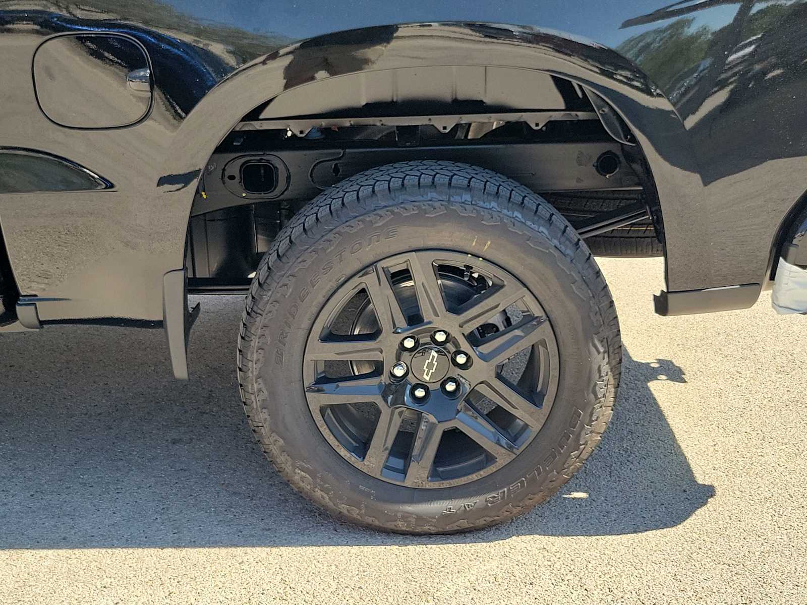 Thumbnail: 2026 Chevrolet Silverado 1500 - 8