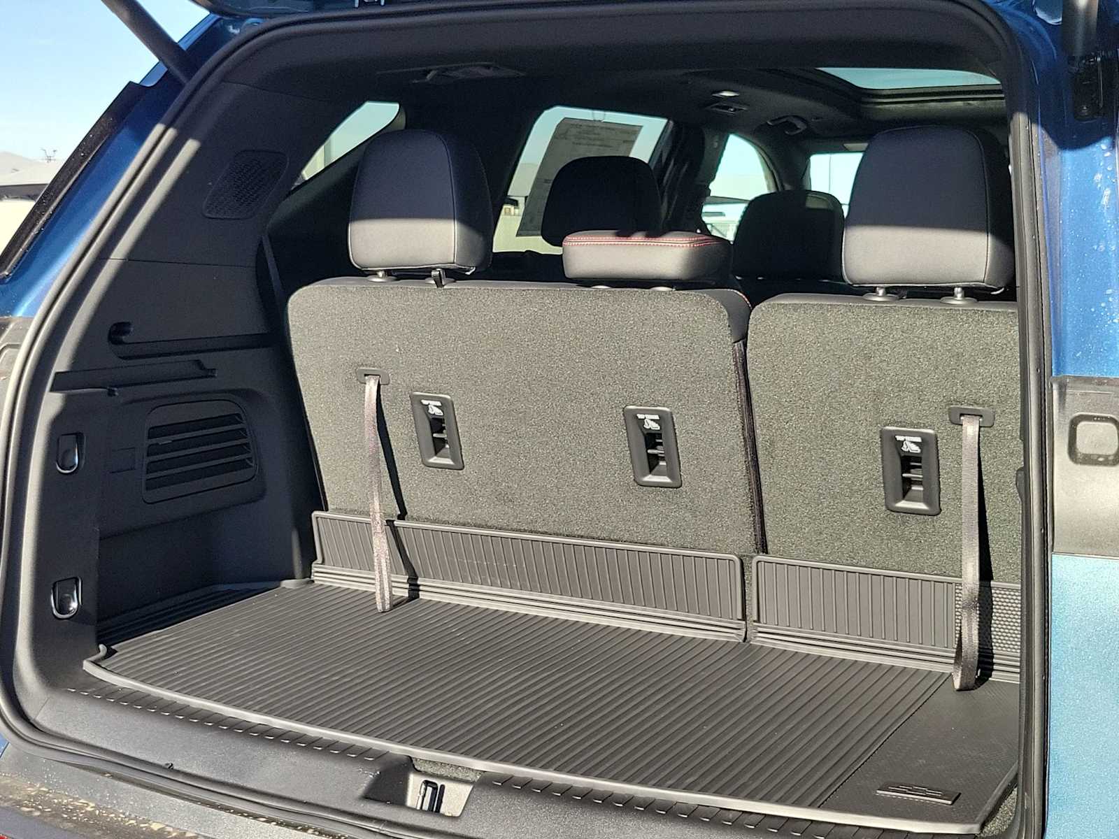 Thumbnail: 2026 Chevrolet Traverse - 15