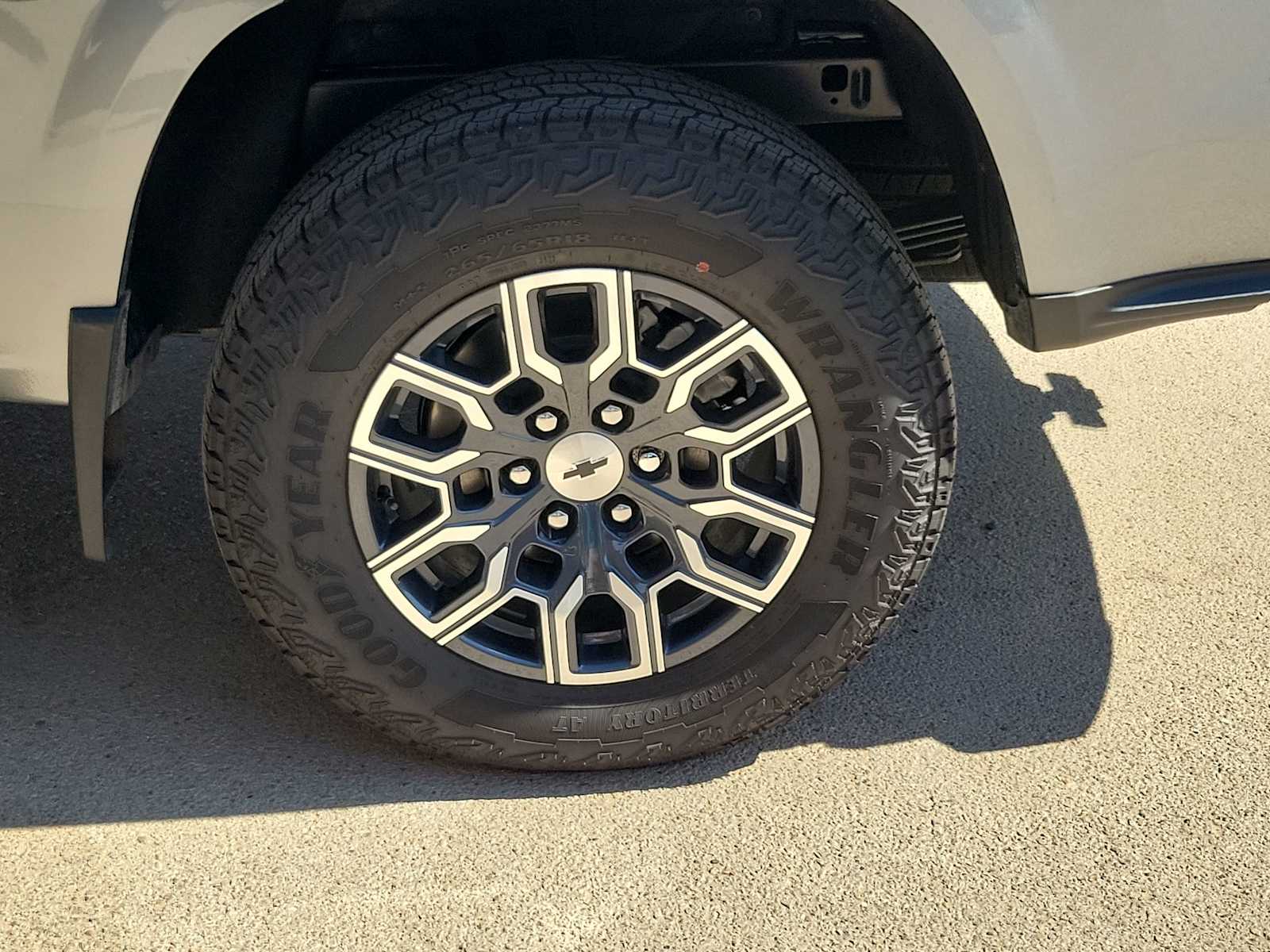 Thumbnail: 2026 Chevrolet Colorado - 12