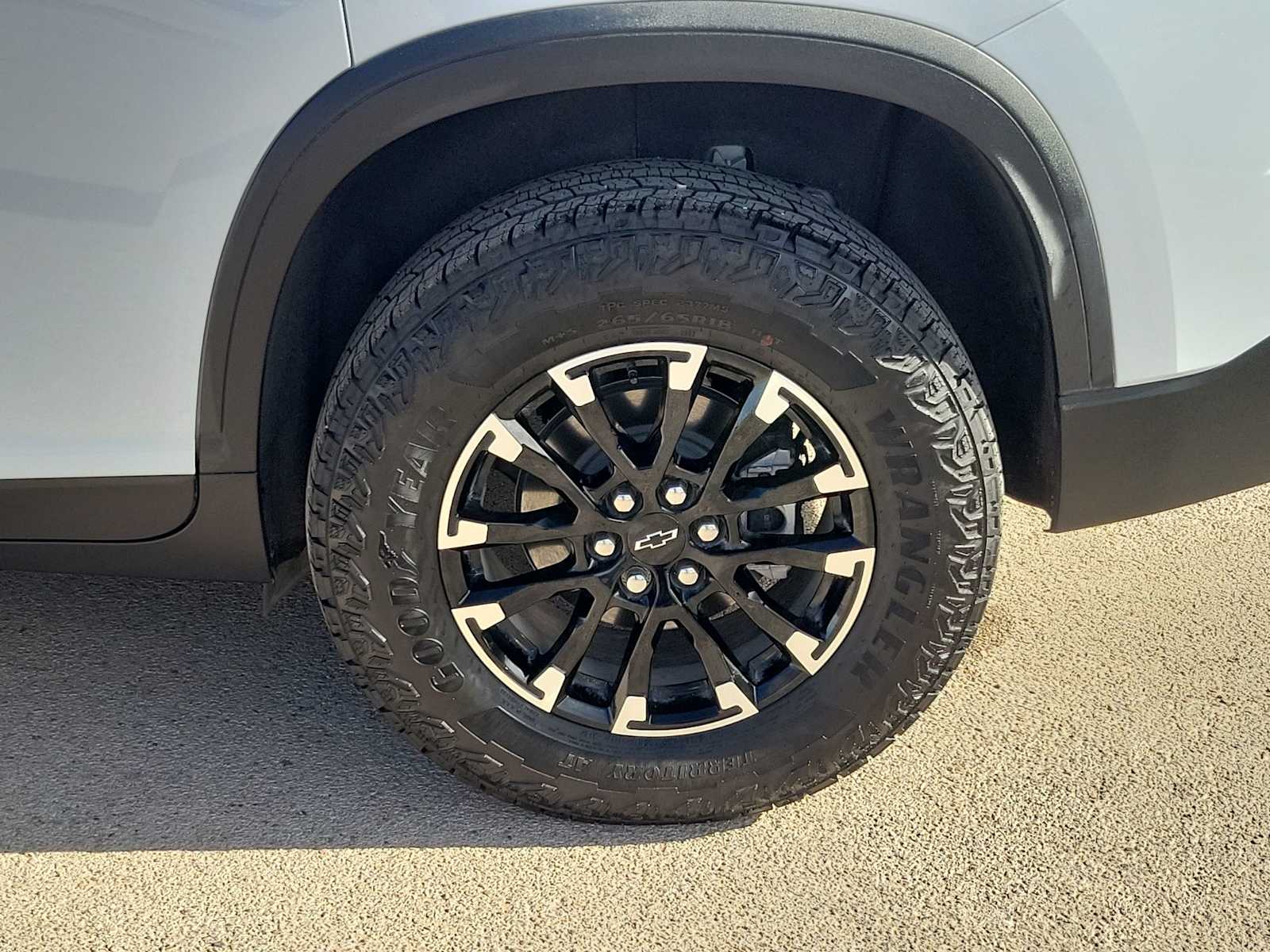 Thumbnail: 2026 Chevrolet Traverse - 4