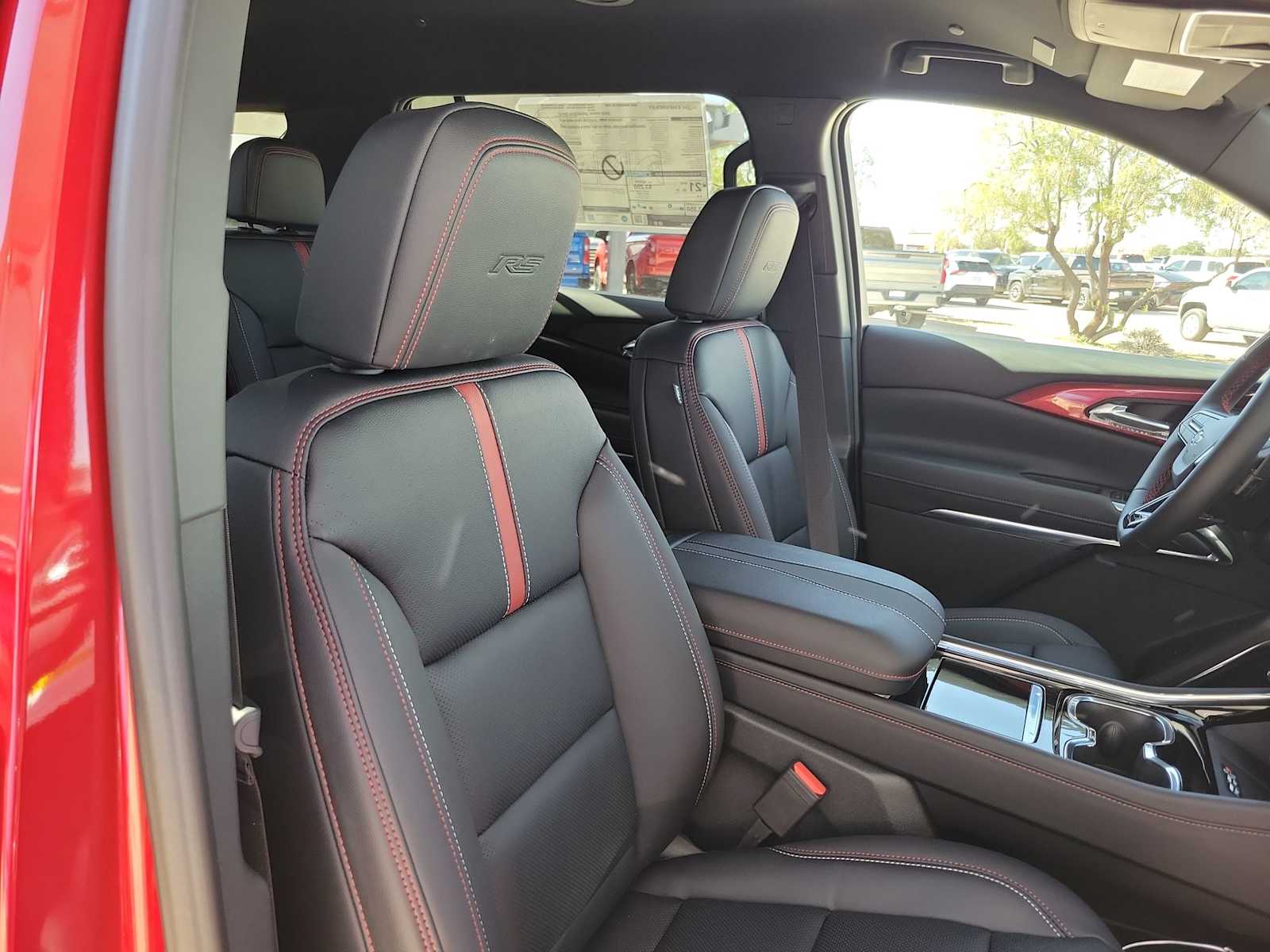 Thumbnail: 2026 Chevrolet Traverse - 14