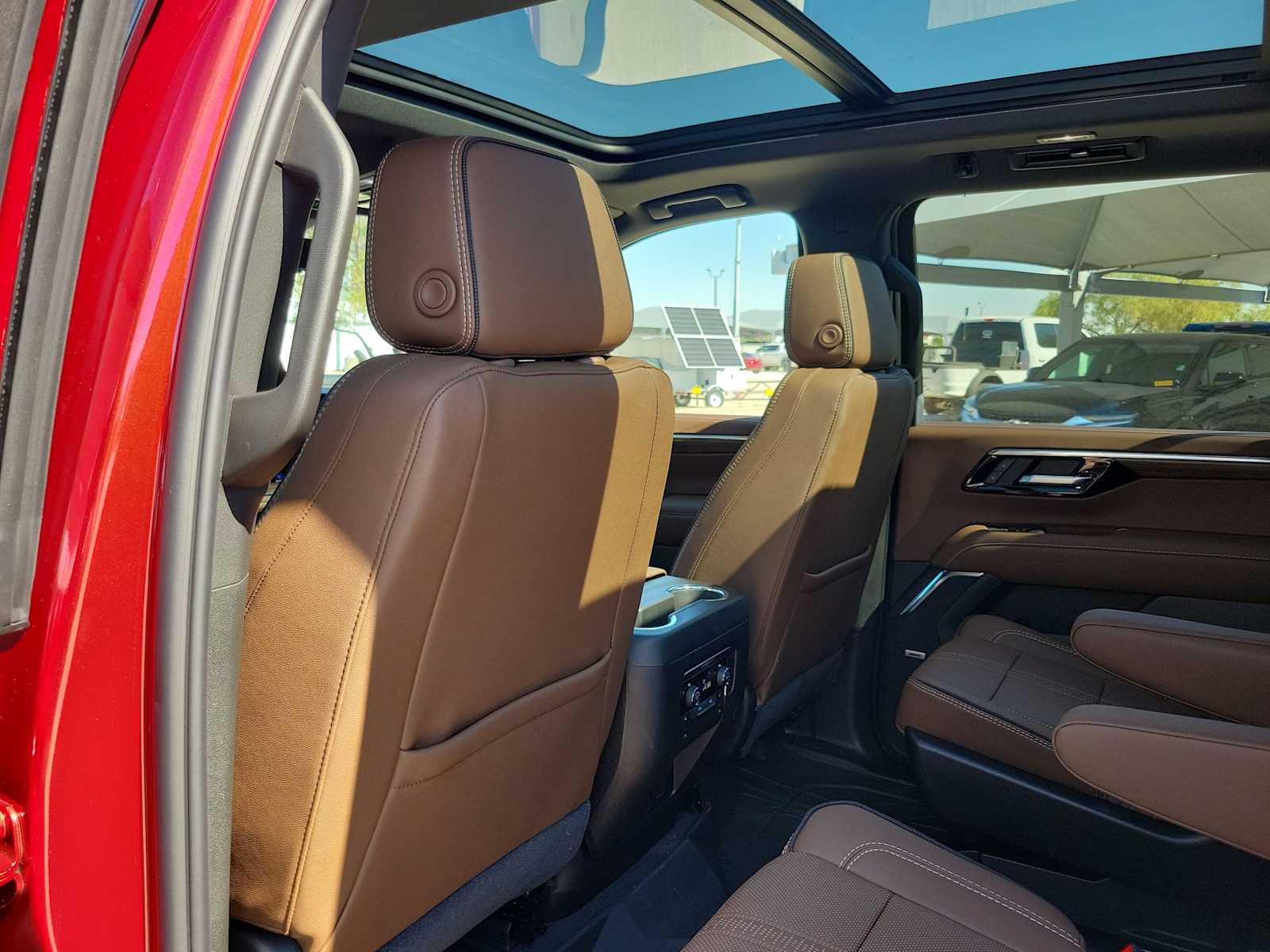 Thumbnail: 2026 Chevrolet Suburban - 12