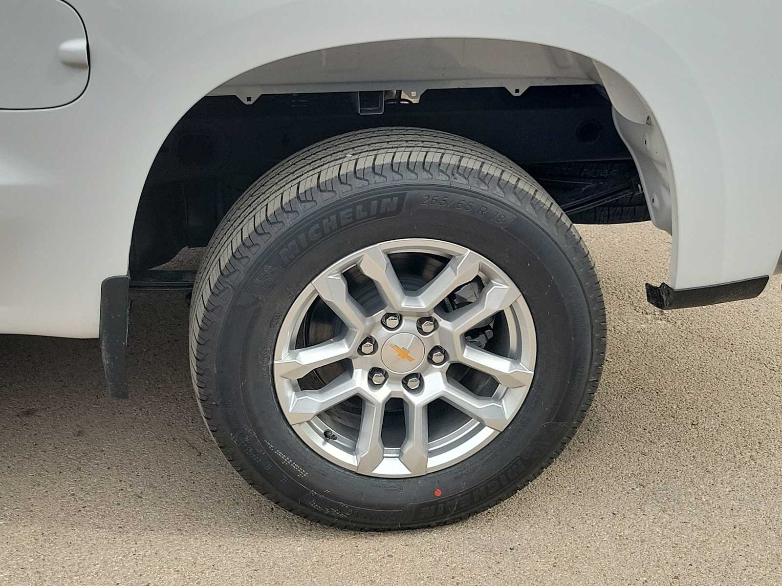 Thumbnail: 2026 Chevrolet Silverado 1500 - 4