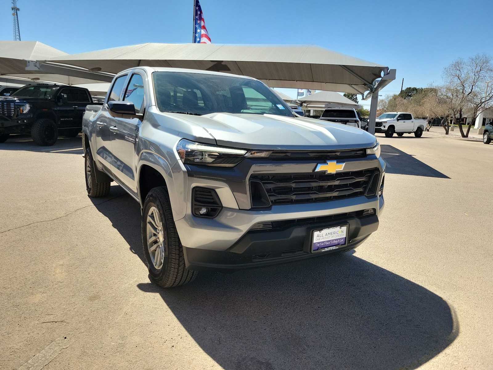Thumbnail: 2026 Chevrolet Colorado - 2