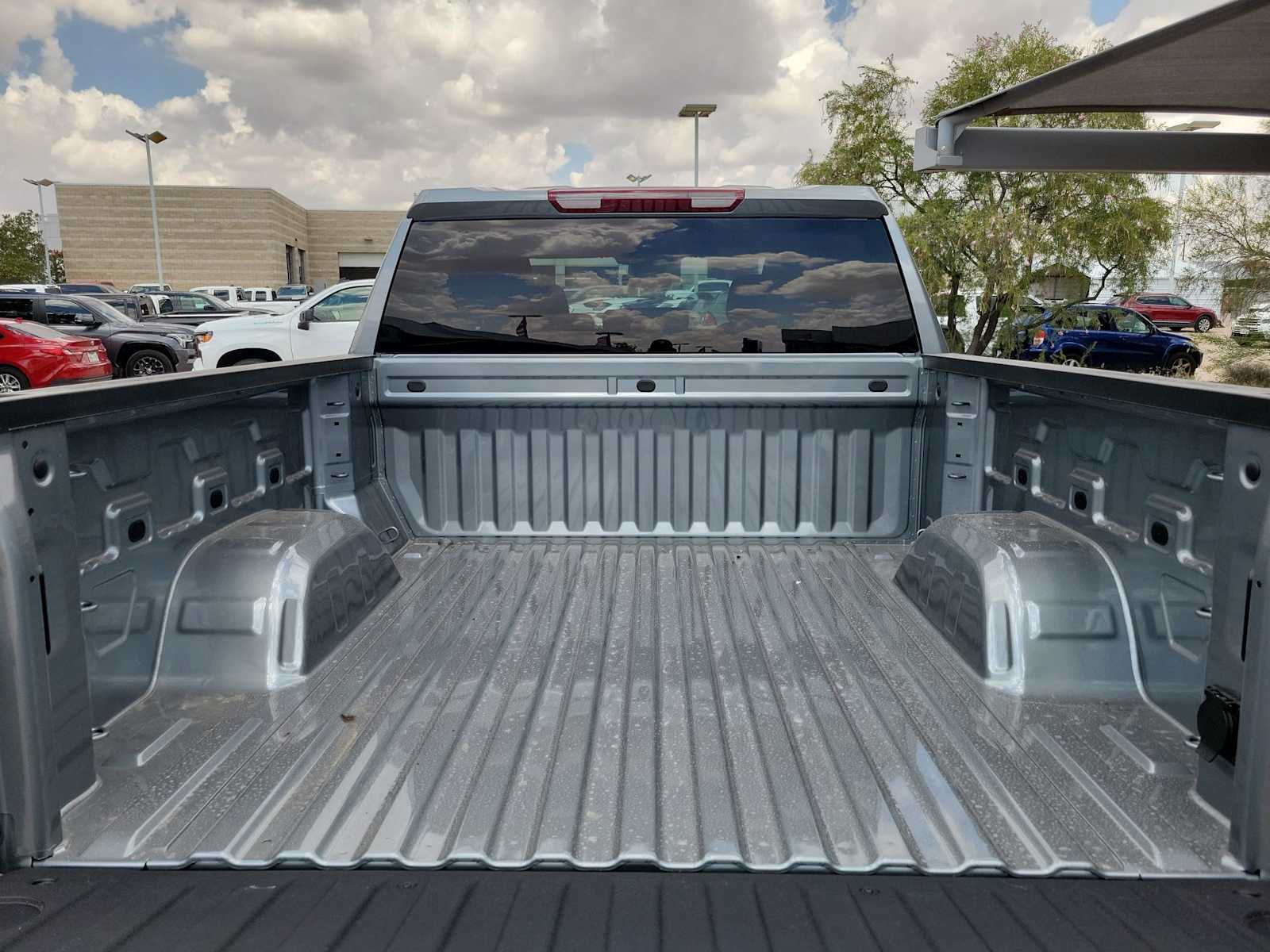 Thumbnail: 2026 Chevrolet Silverado 1500 - 19