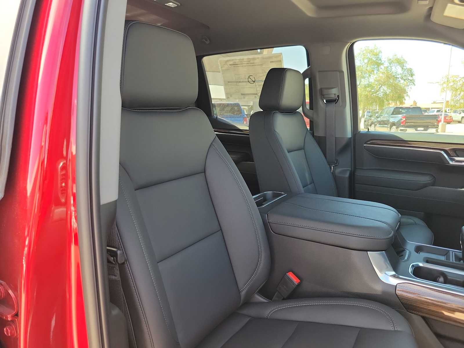 Thumbnail: 2026 Chevrolet Silverado 1500 - 14