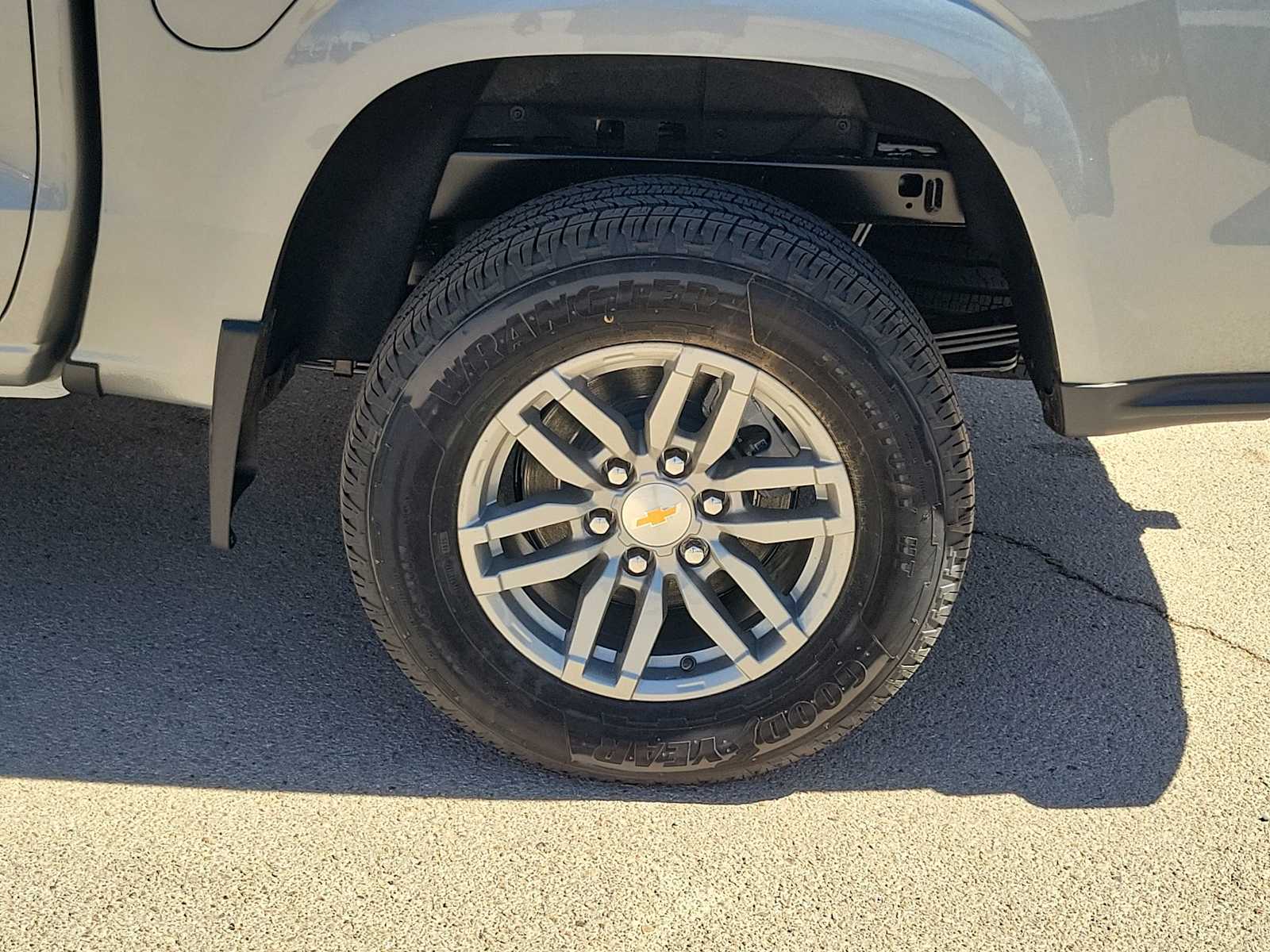 Thumbnail: 2026 Chevrolet Colorado - 12