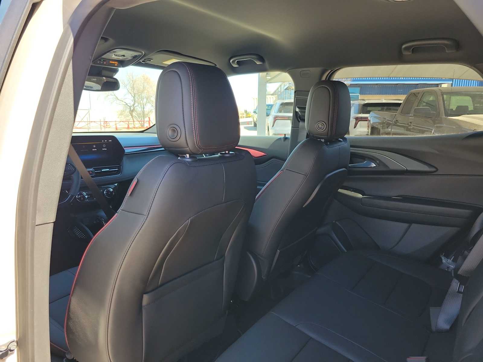 Thumbnail: 2026 Chevrolet TrailBlazer - 8