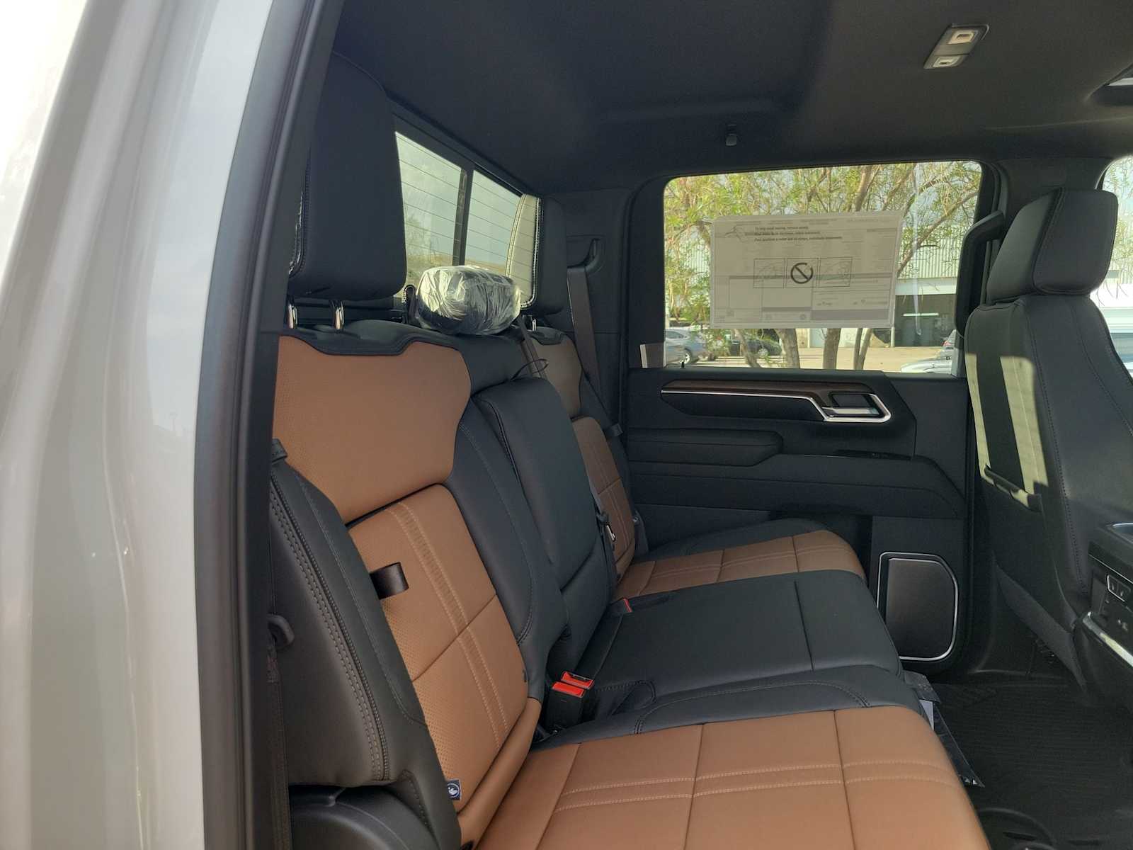 Thumbnail: 2026 Chevrolet Silverado 2500 - 13