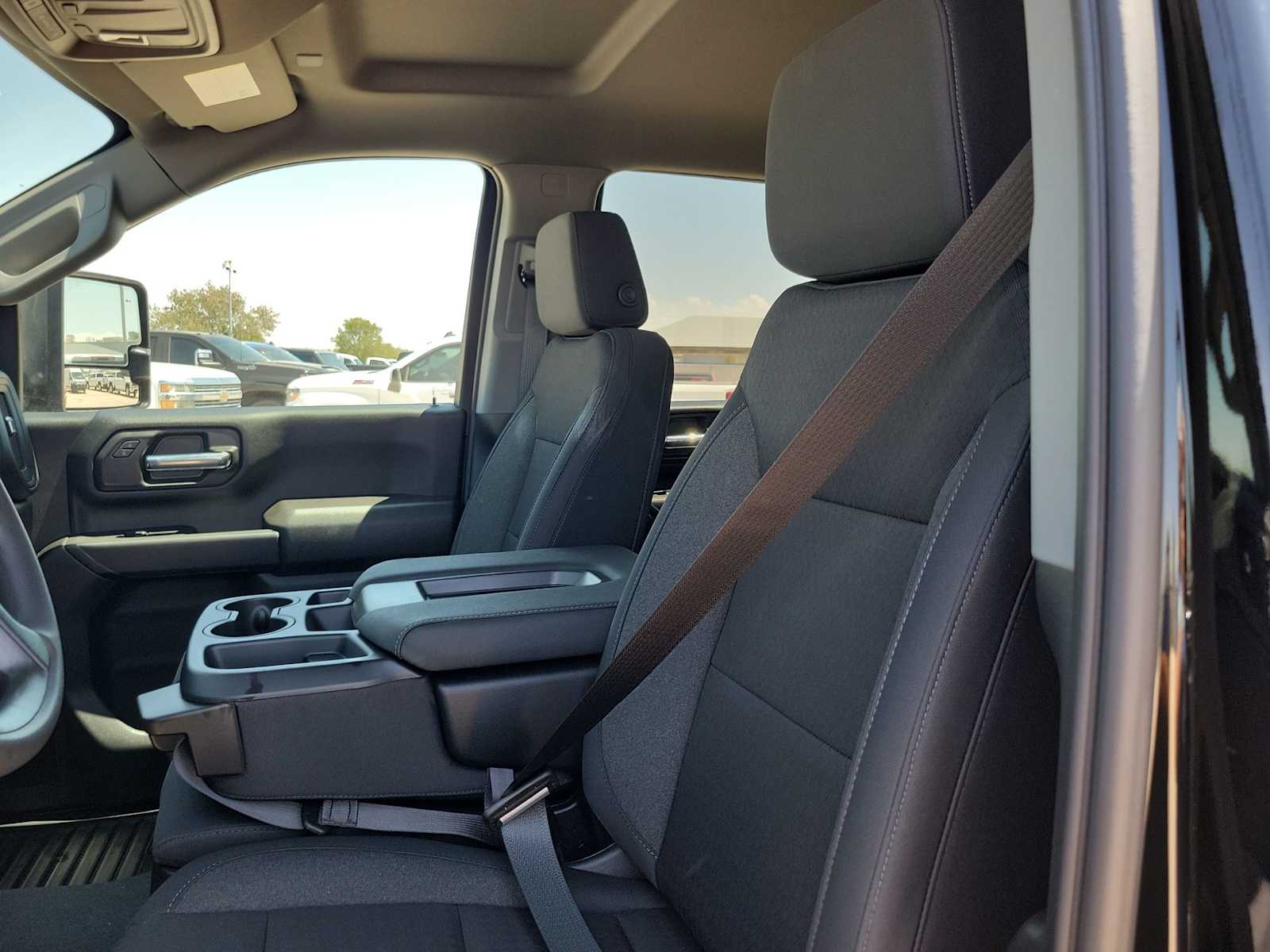 Thumbnail: 2026 Chevrolet Silverado 2500 - 15