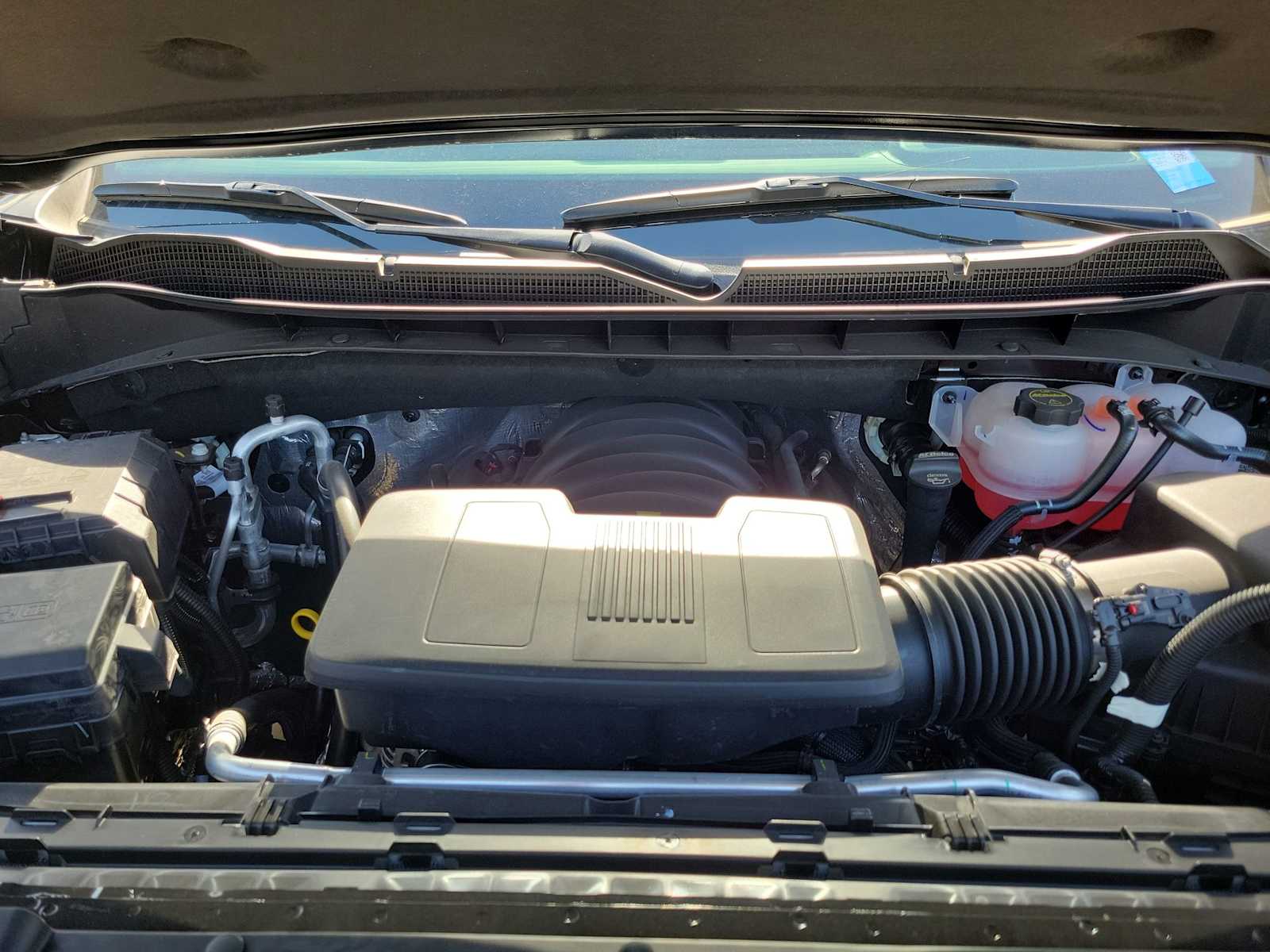 Thumbnail: 2026 Chevrolet Silverado 1500 - 9