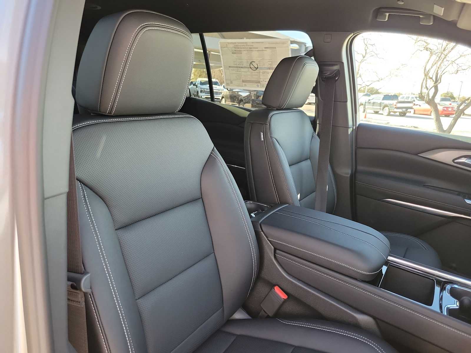 Thumbnail: 2026 Chevrolet Traverse - 14