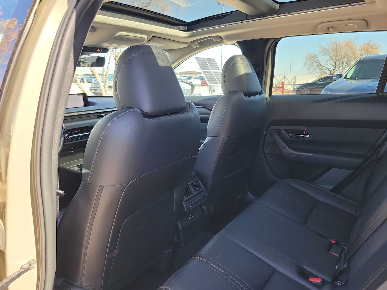 Thumbnail: 2023 Mazda CX-50 - 12