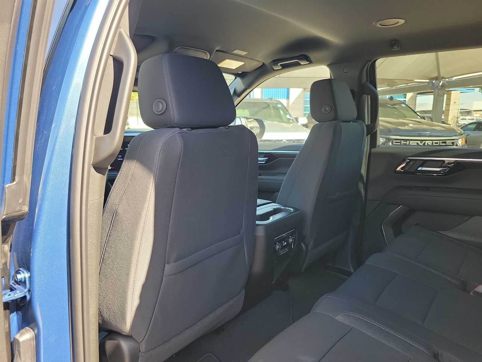 Thumbnail: 2026 Chevrolet Tahoe - 12