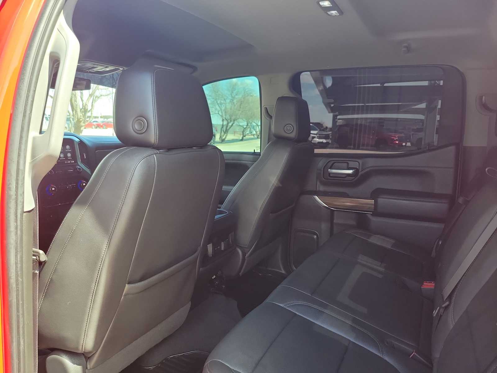 Thumbnail: 2021 Chevrolet Silverado 1500 - 8