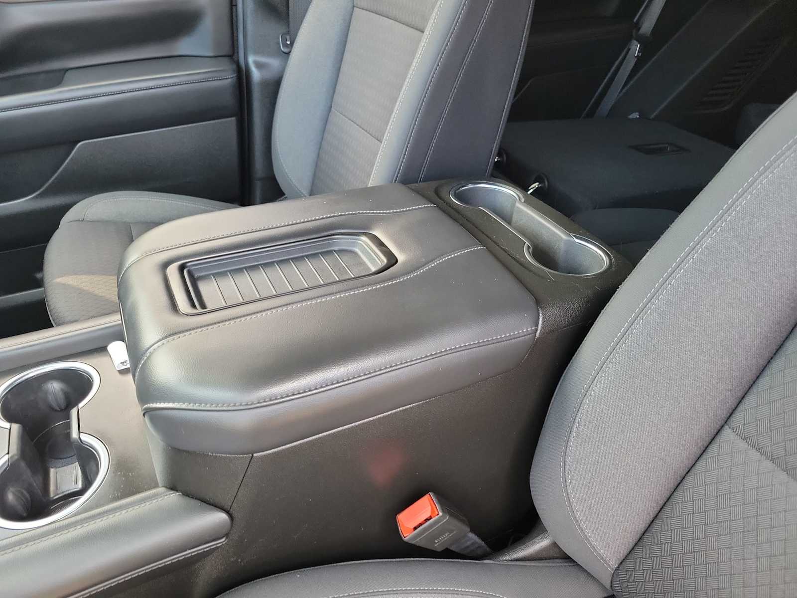 Thumbnail: 2023 Chevrolet Tahoe - 12