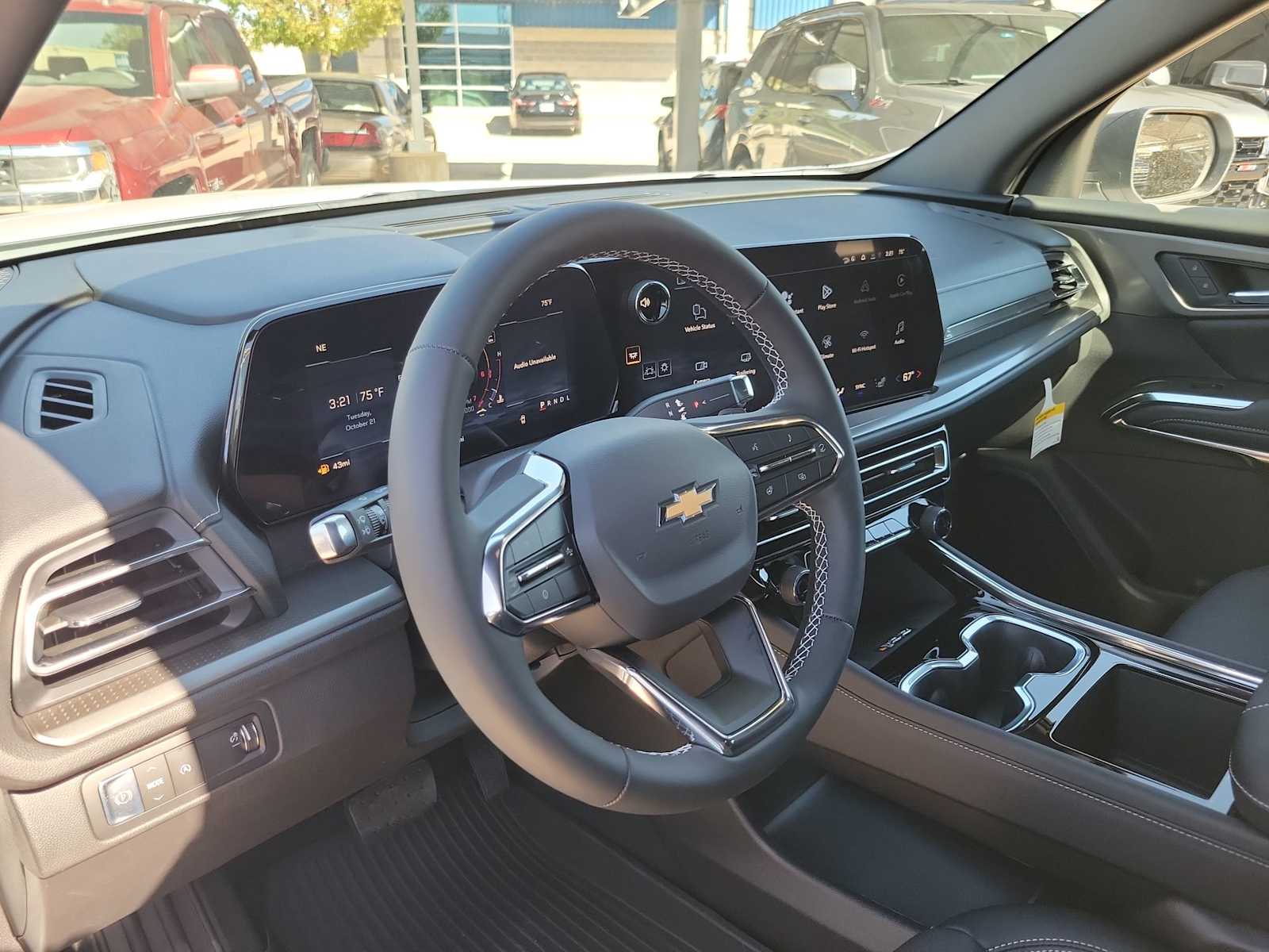 Thumbnail: 2026 Chevrolet Traverse - 2