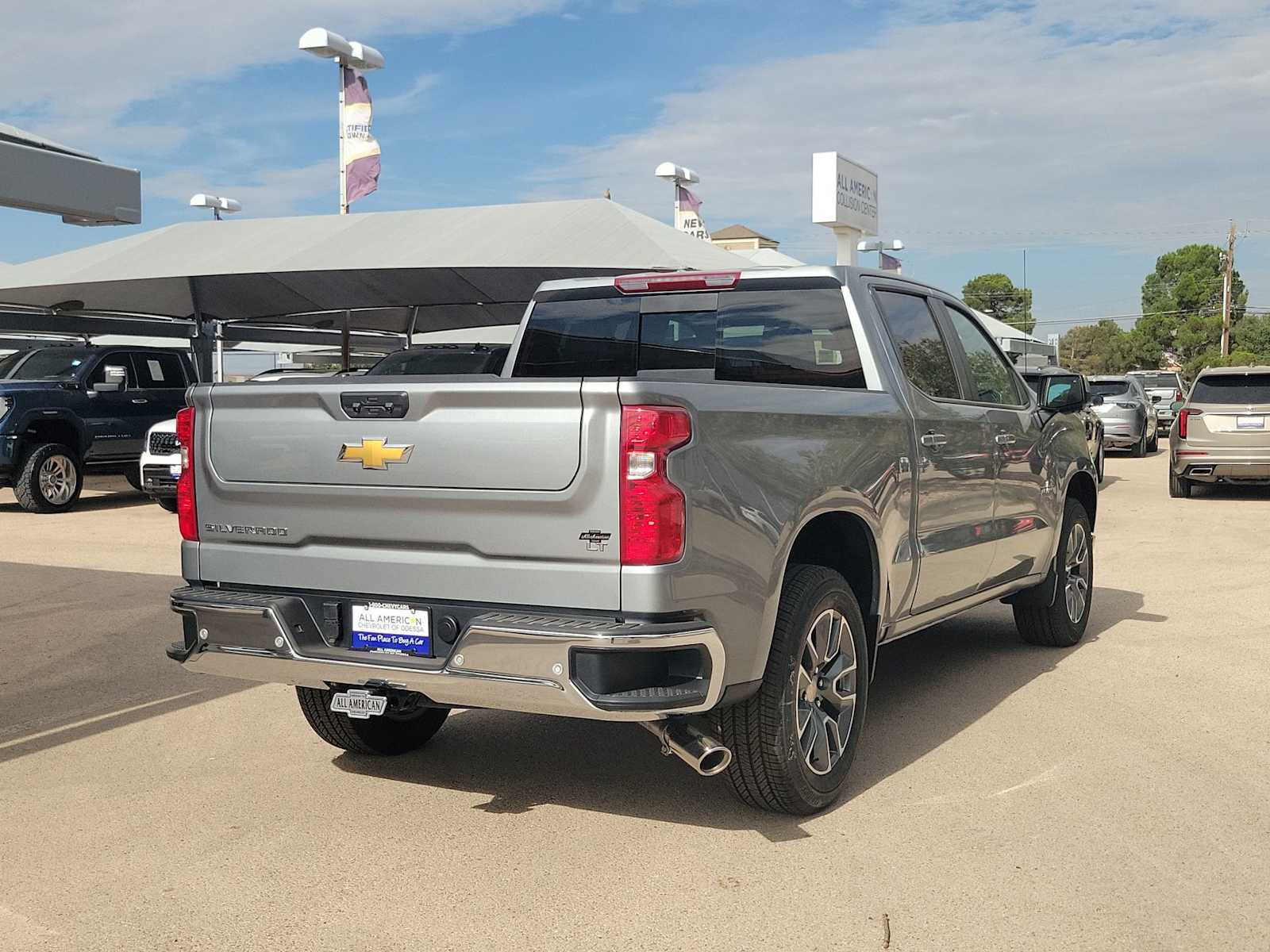 Thumbnail: 2026 Chevrolet Silverado 1500 - 8