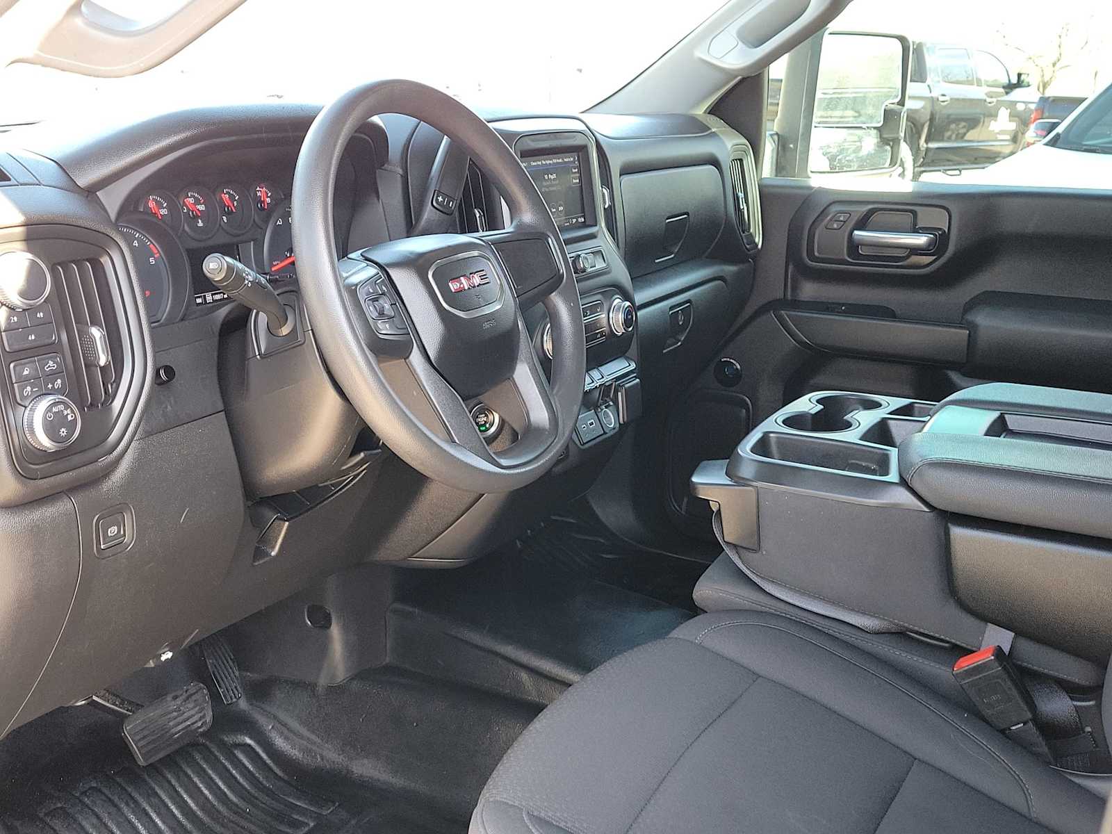 Thumbnail: 2024 GMC Sierra 3500 - 2
