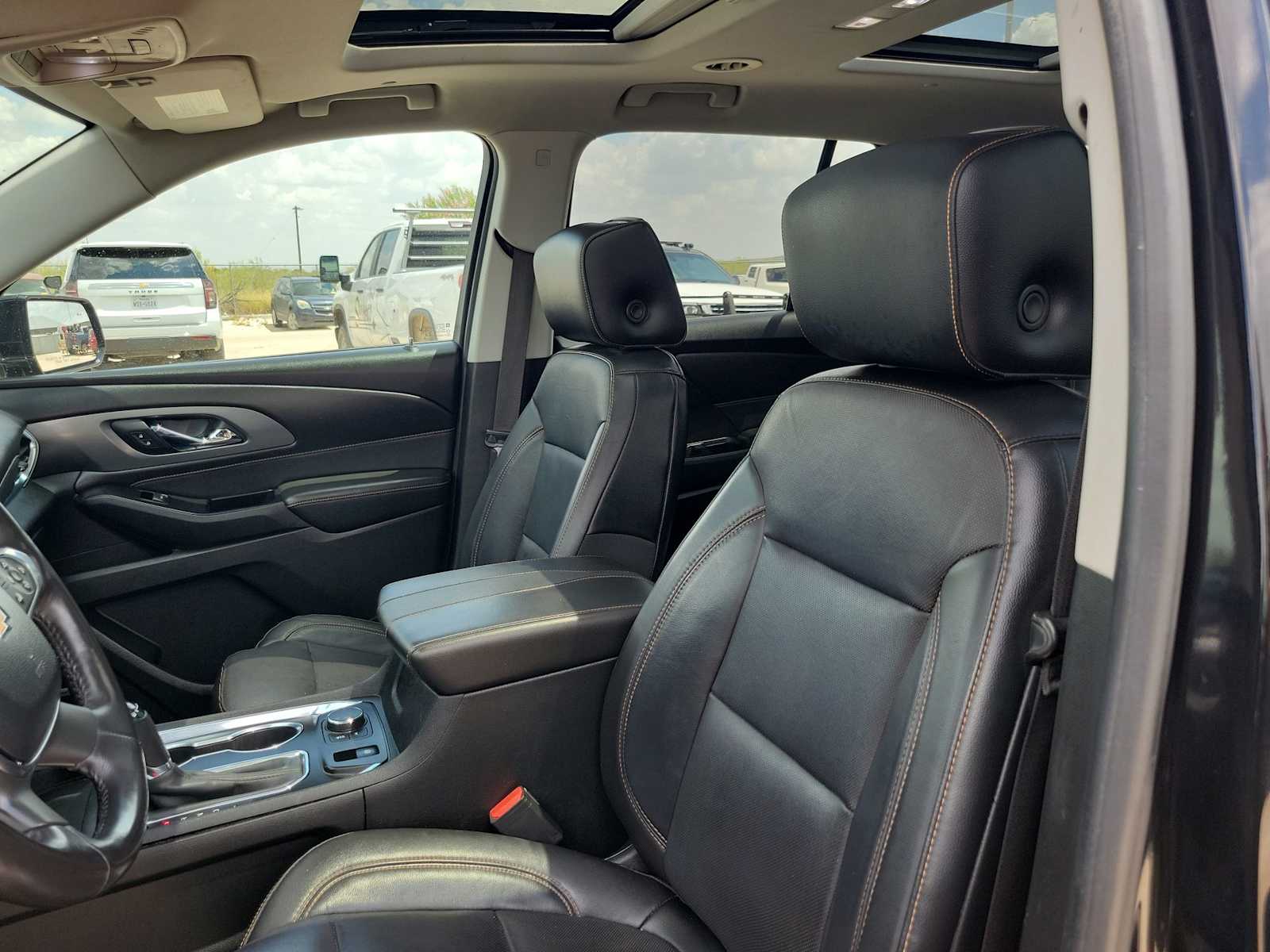 Thumbnail: 2018 Chevrolet Traverse - 11