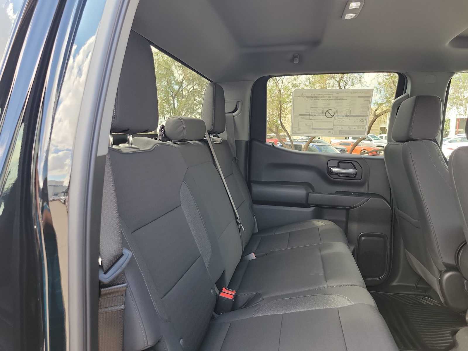 Thumbnail: 2026 Chevrolet Silverado 1500 - 13