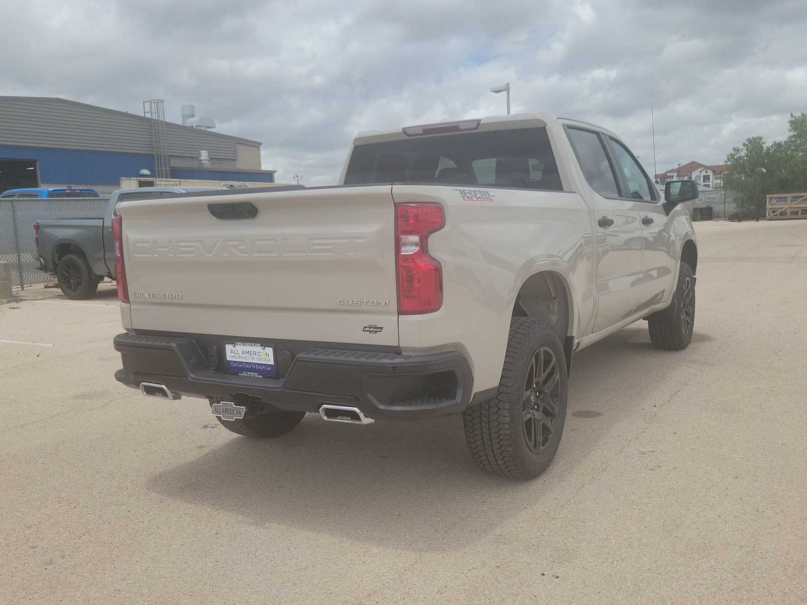 Thumbnail: 2026 Chevrolet Silverado 1500 - 8