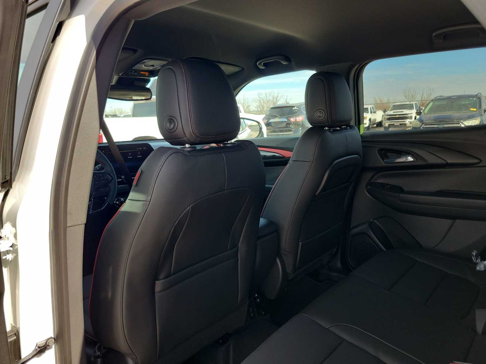 Thumbnail: 2026 Chevrolet TrailBlazer - 12