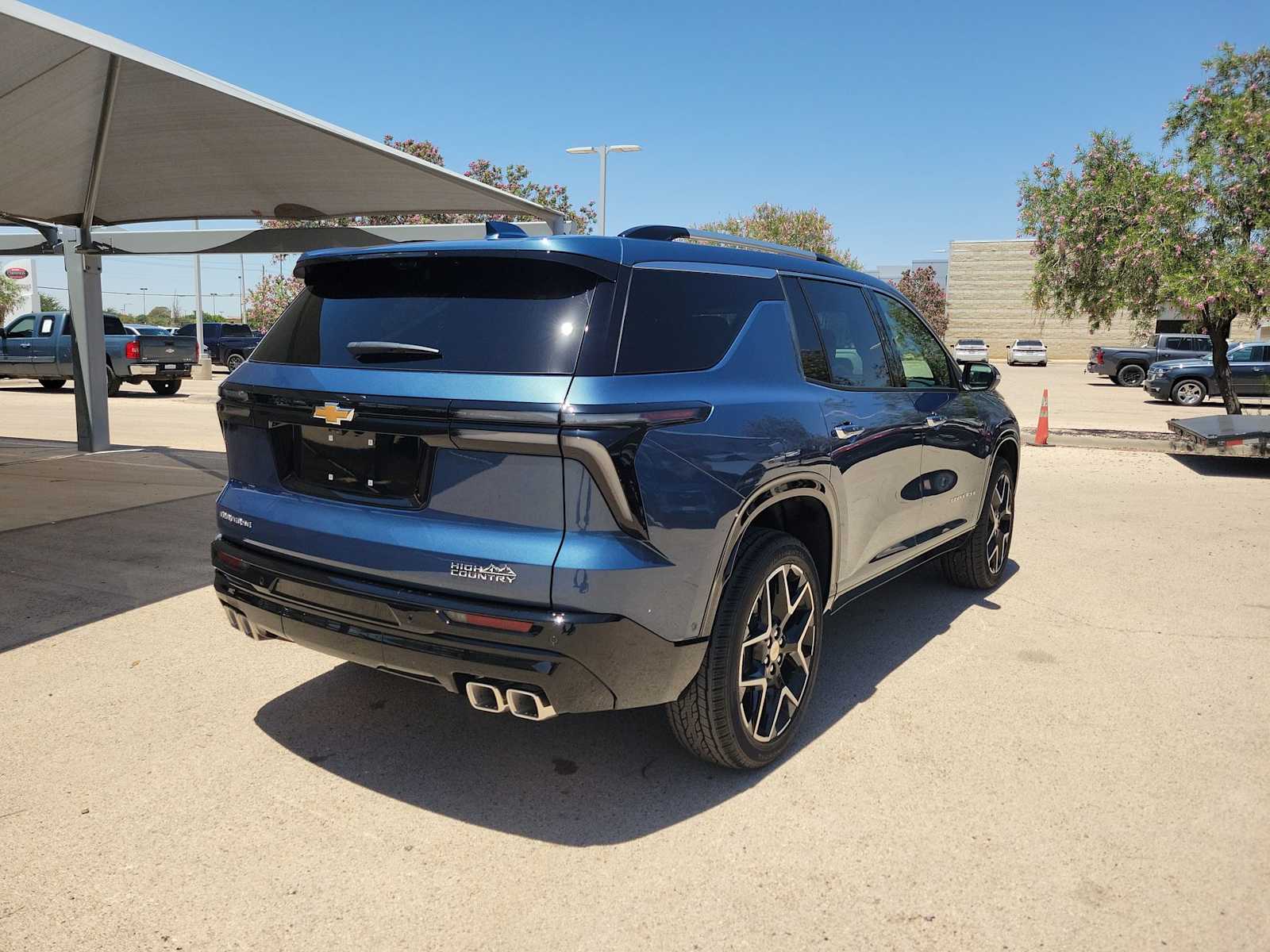 Thumbnail: 2026 Chevrolet Traverse - 8