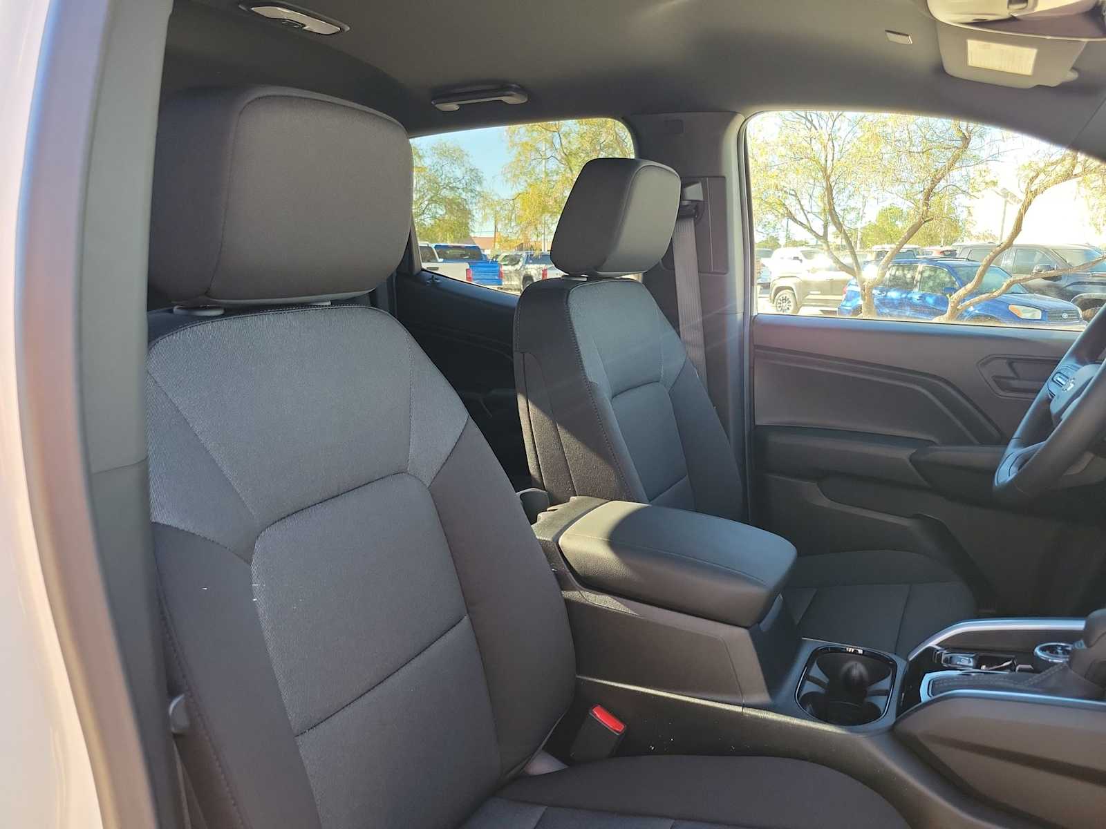 Thumbnail: 2026 Chevrolet Colorado - 14