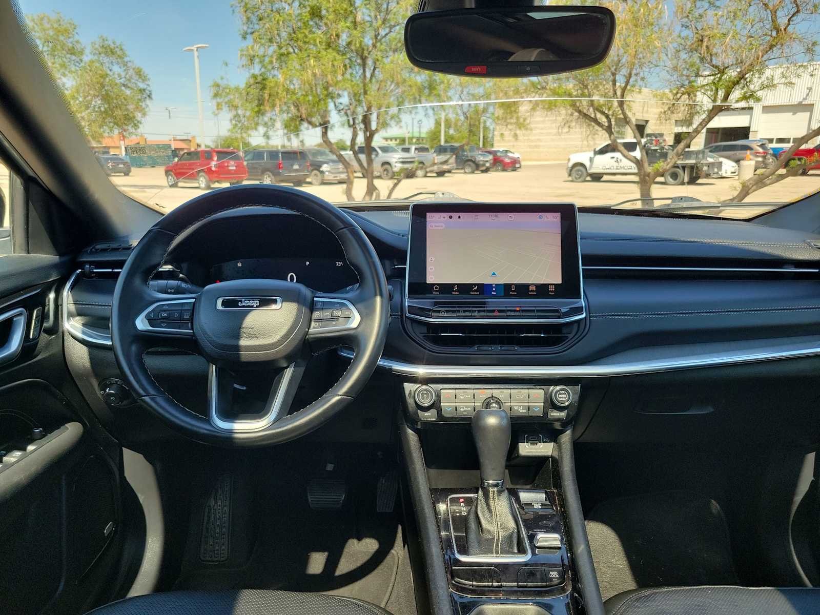 Thumbnail: 2022 Jeep Compass - 14