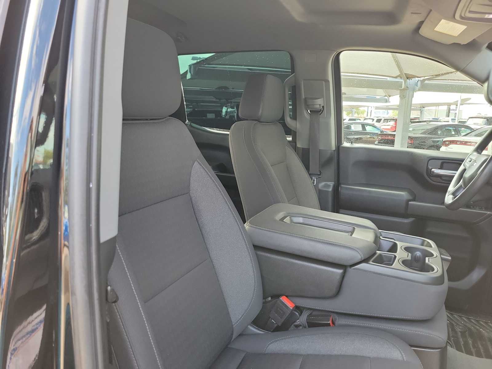 Thumbnail: 2024 Chevrolet Silverado 1500 - 14