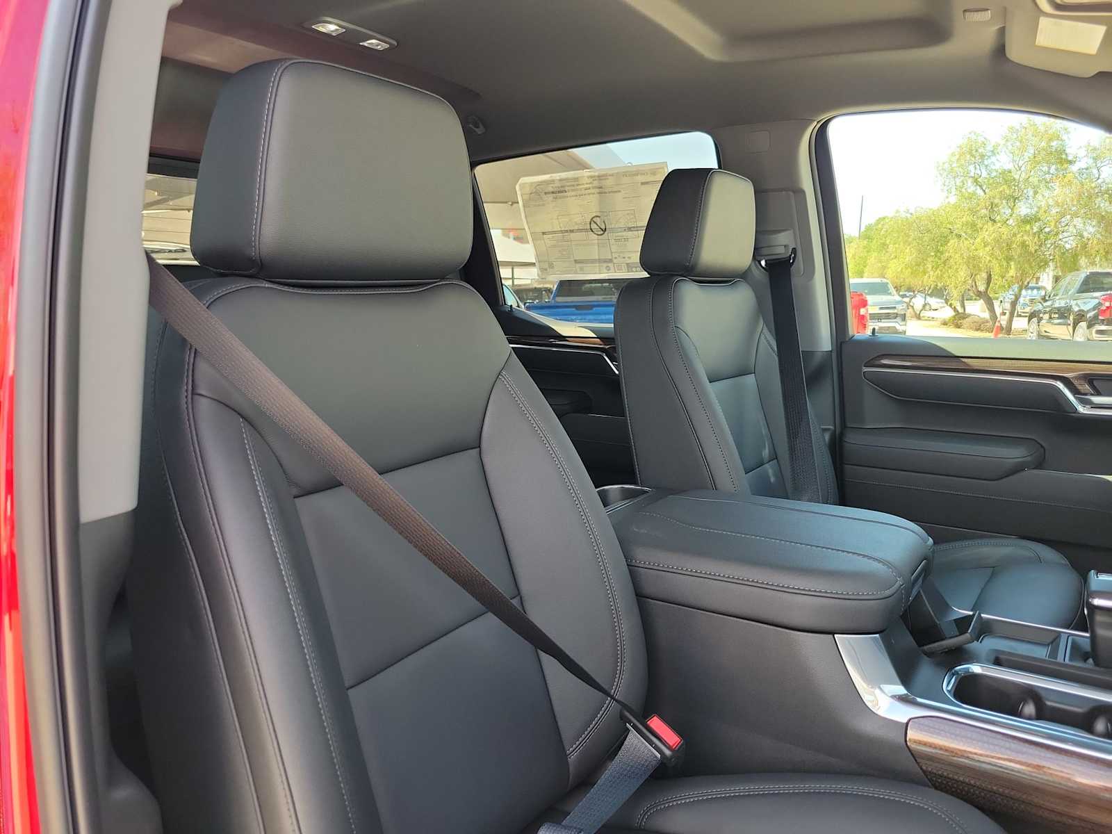 Thumbnail: 2026 Chevrolet Silverado 1500 - 14