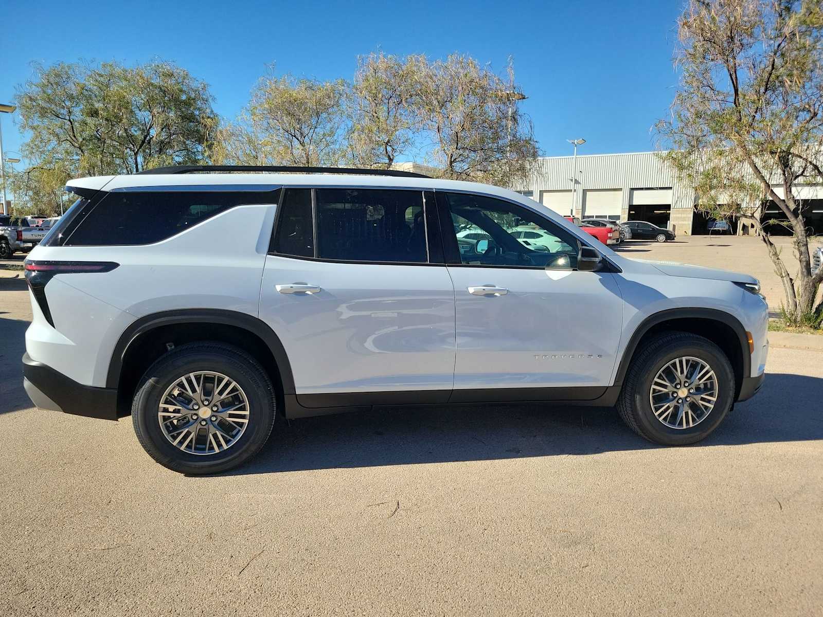 Thumbnail: 2026 Chevrolet Traverse - 9