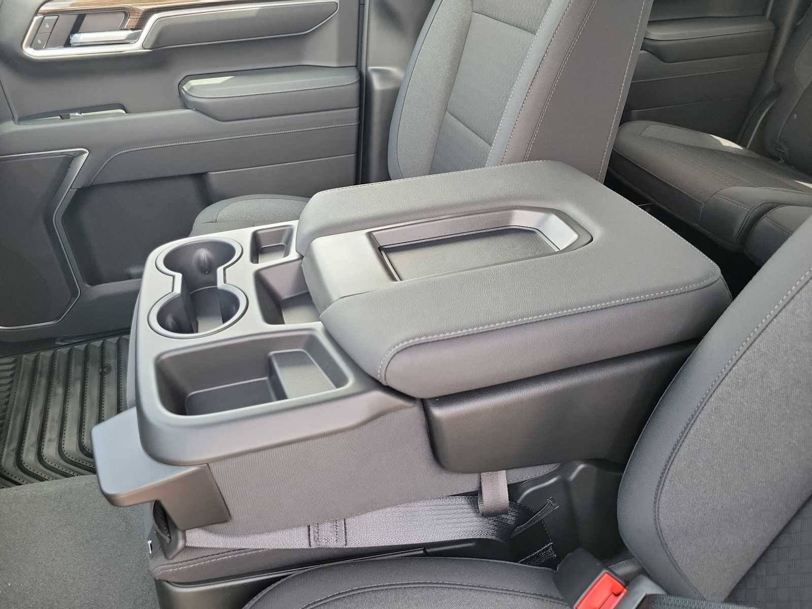 Thumbnail: 2026 Chevrolet Silverado 1500 - 16