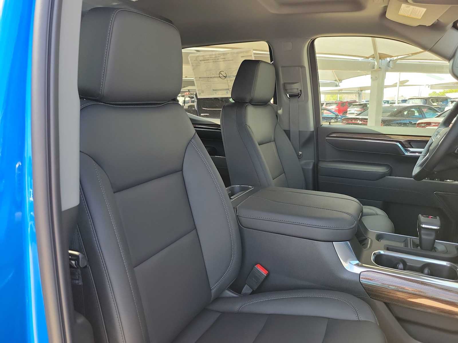 Thumbnail: 2026 Chevrolet Silverado 1500 - 14