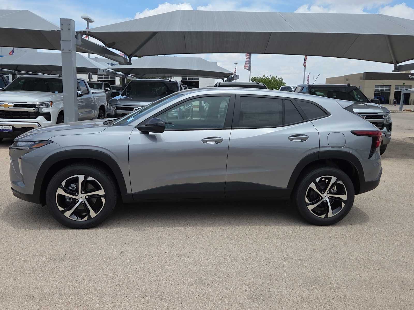 Thumbnail: 2026 Chevrolet Trax - 5