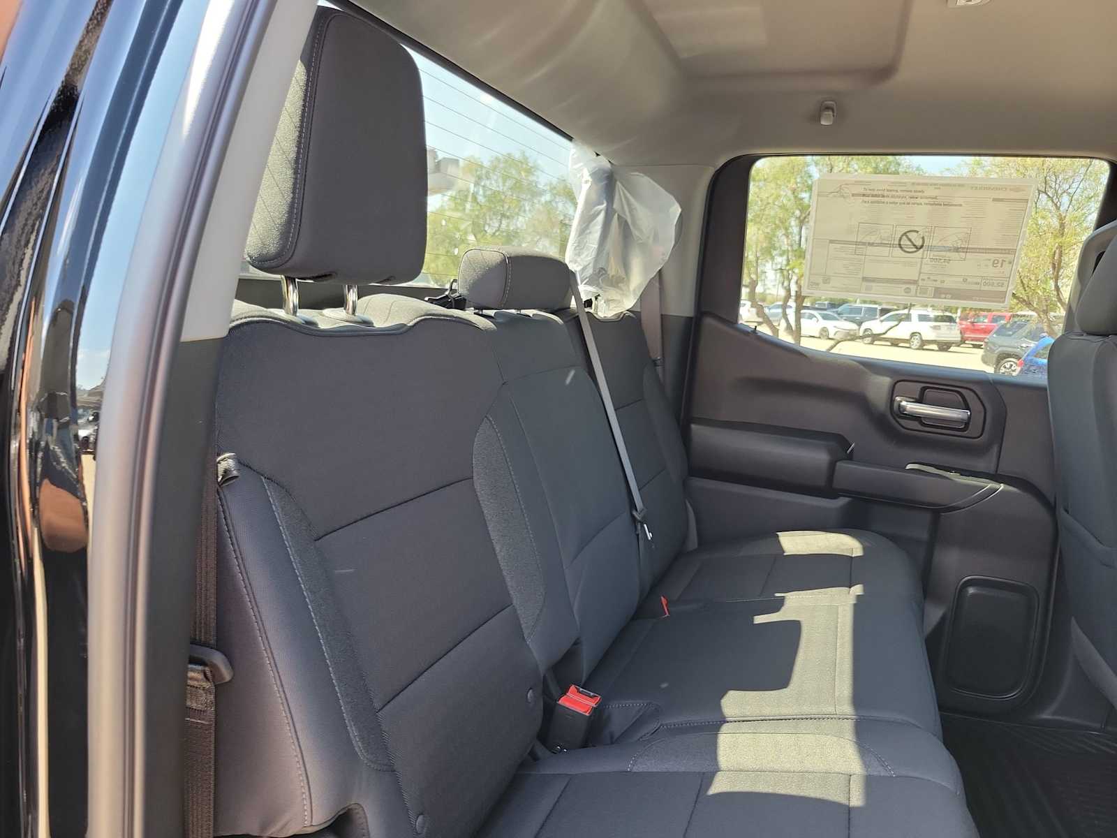 Thumbnail: 2026 Chevrolet Silverado 1500 - 13