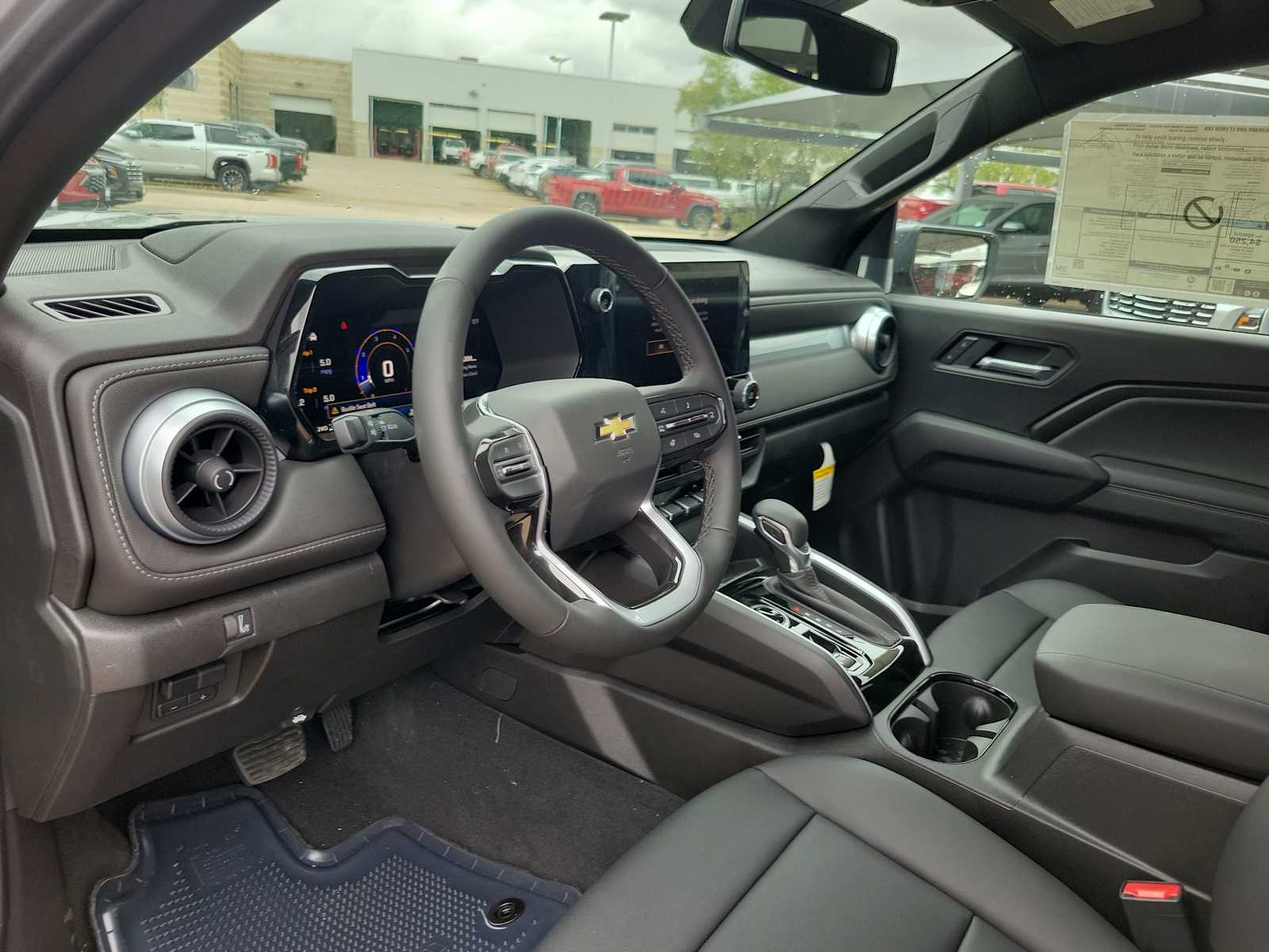 Thumbnail: 2025 Chevrolet Colorado - 2