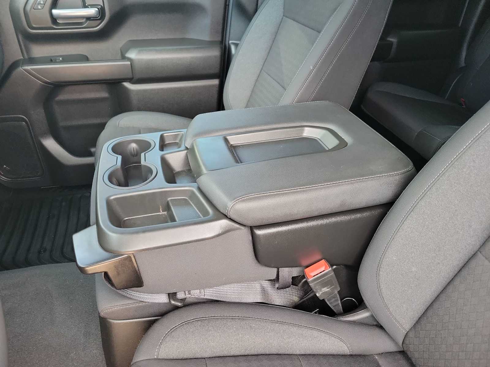 Thumbnail: 2024 Chevrolet Silverado 1500 - 17