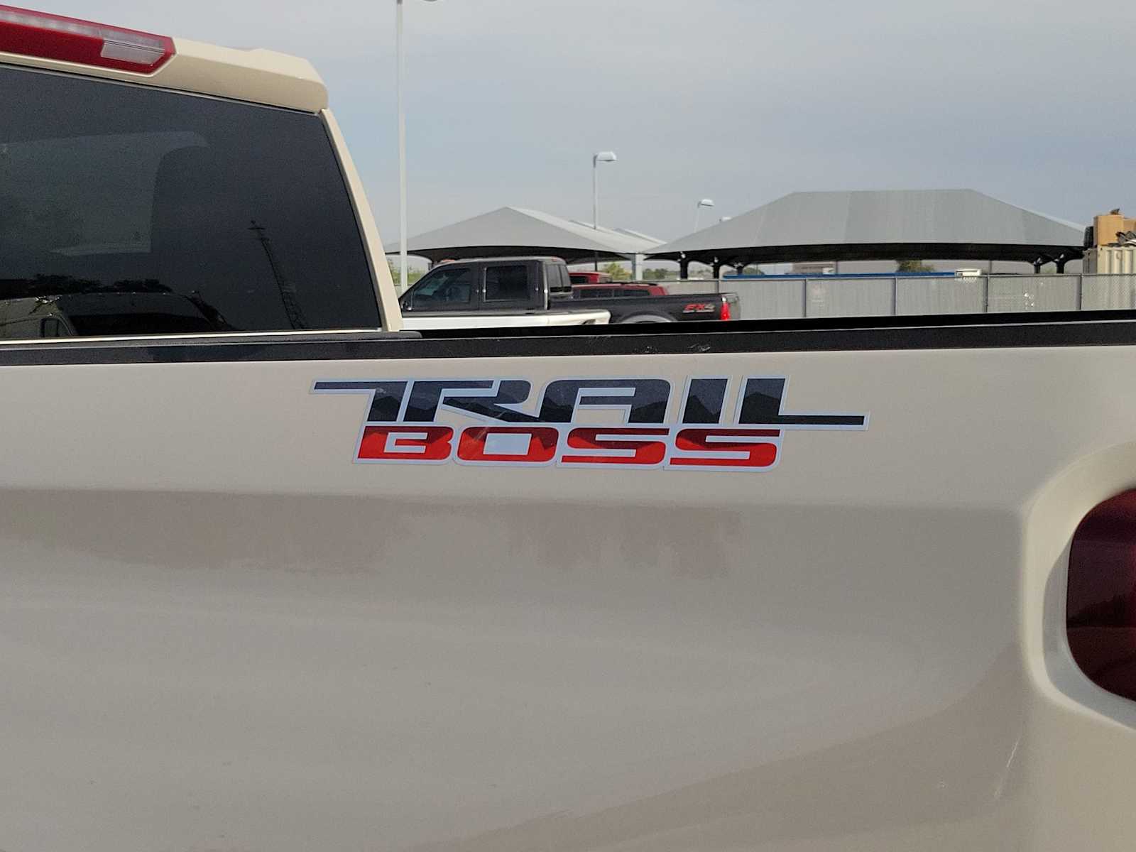 Thumbnail: 2026 Chevrolet Silverado 1500 - 11