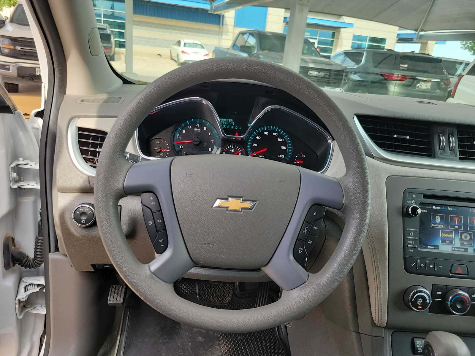 Thumbnail: 2017 Chevrolet Traverse - 19