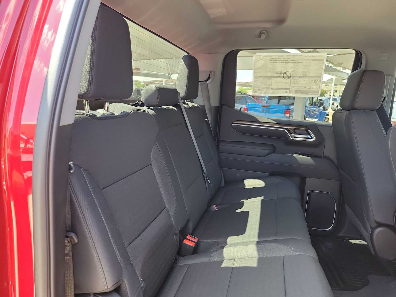 Thumbnail: 2026 Chevrolet Silverado 1500 - 13