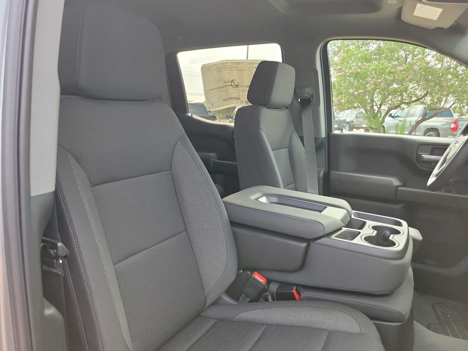 Thumbnail: 2025 Chevrolet Silverado 1500 - 14