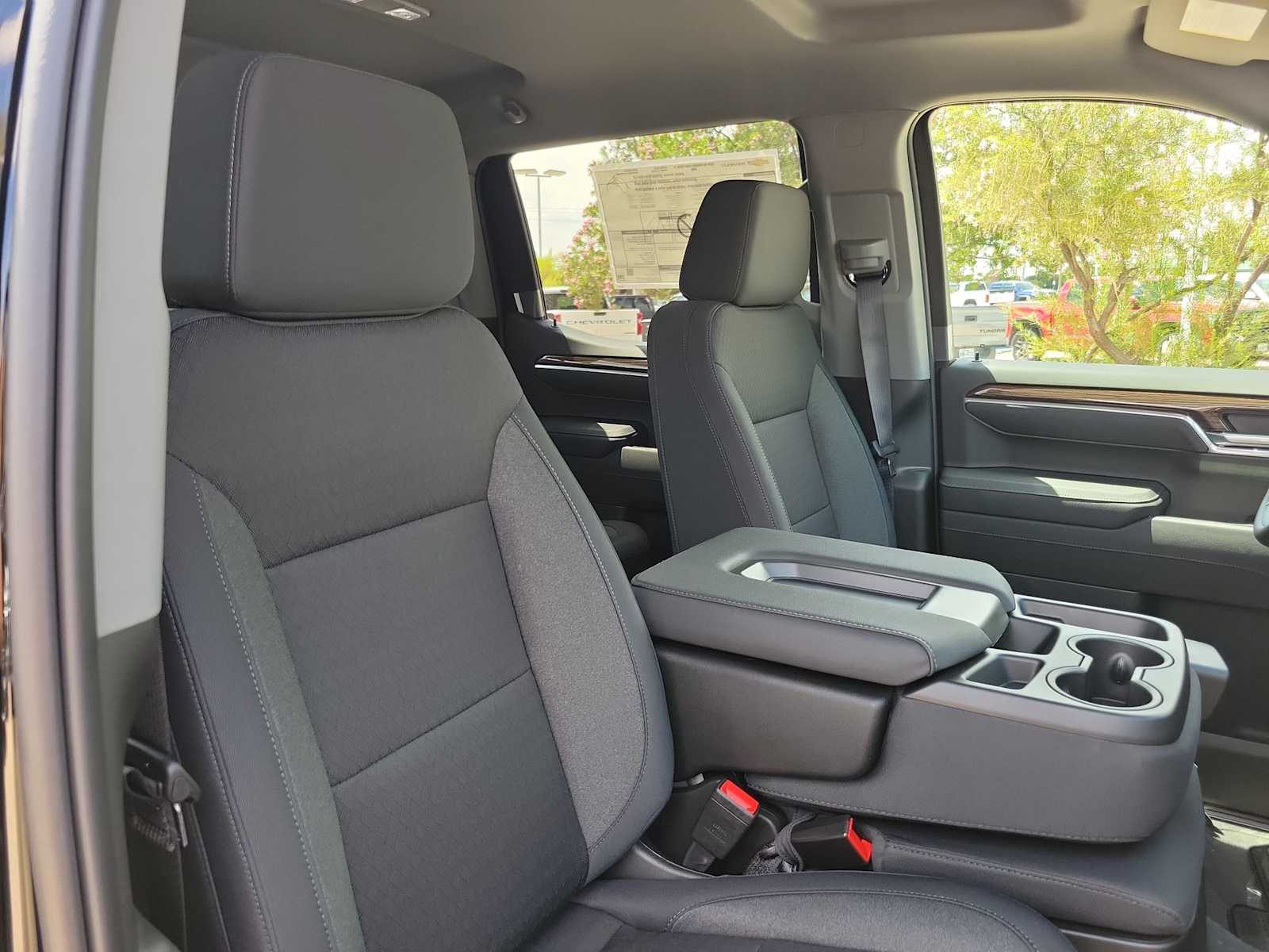 Thumbnail: 2026 Chevrolet Silverado 1500 - 14