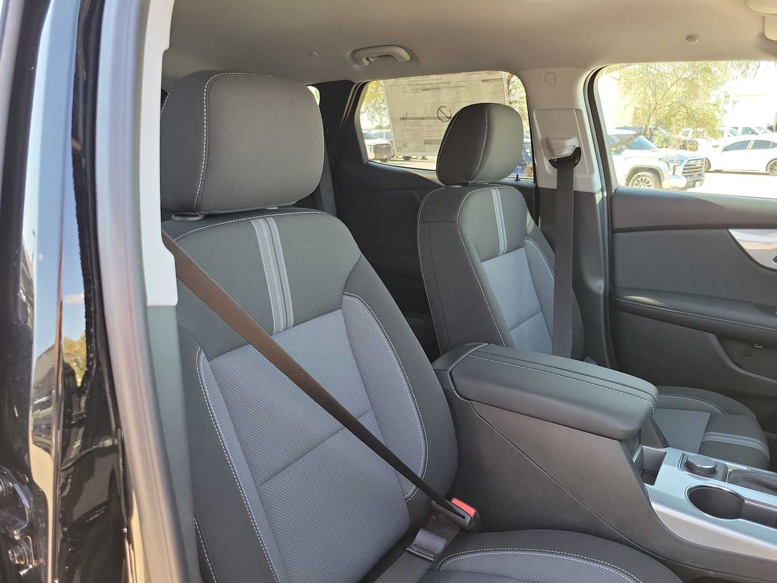 Thumbnail: 2025 Chevrolet Blazer - 14