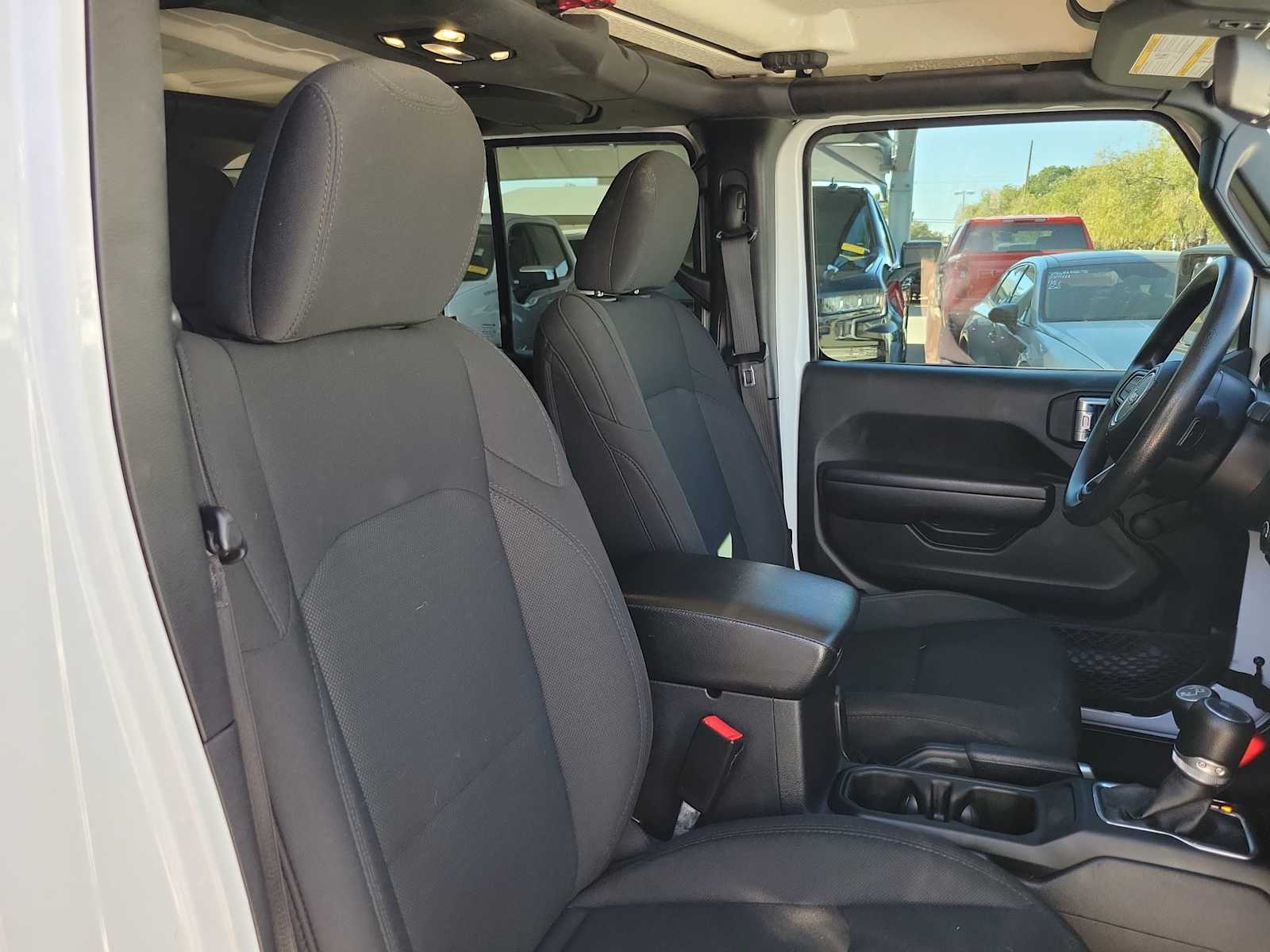 Thumbnail: 2021 Jeep Wrangler - 14