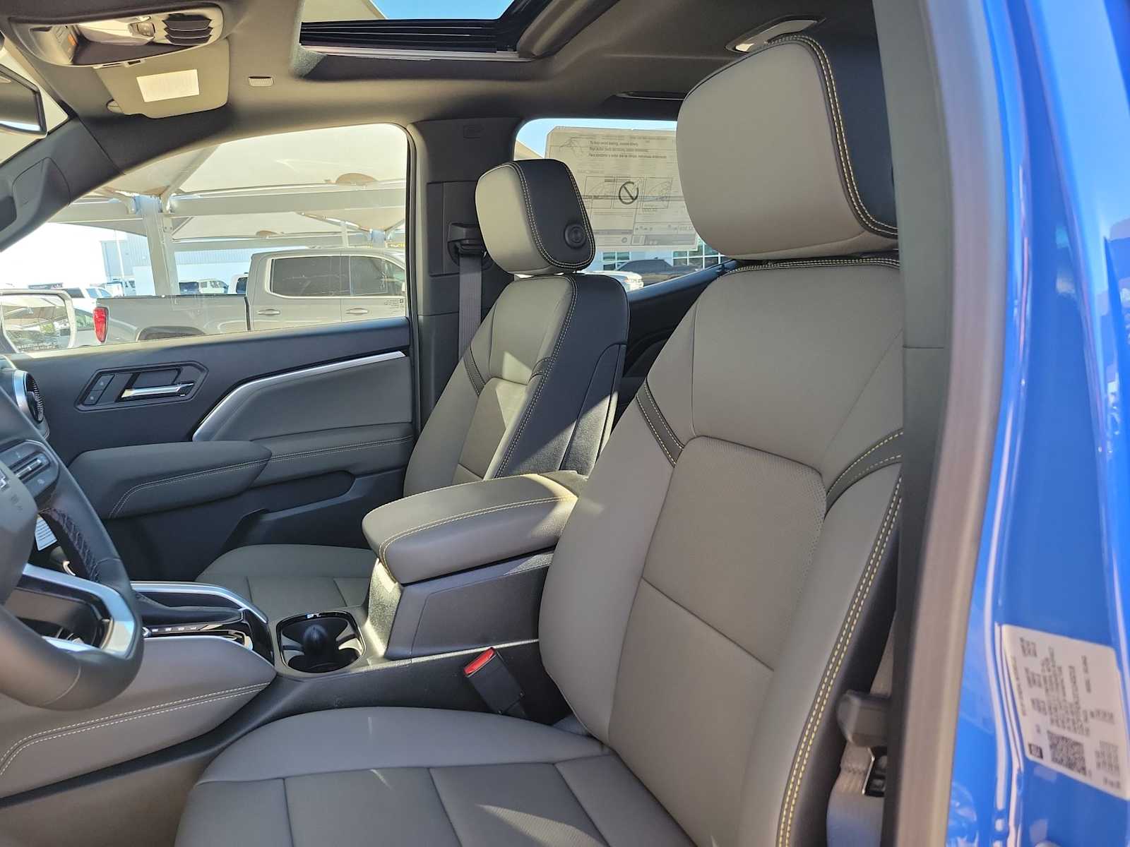 Thumbnail: 2026 Chevrolet Colorado - 11