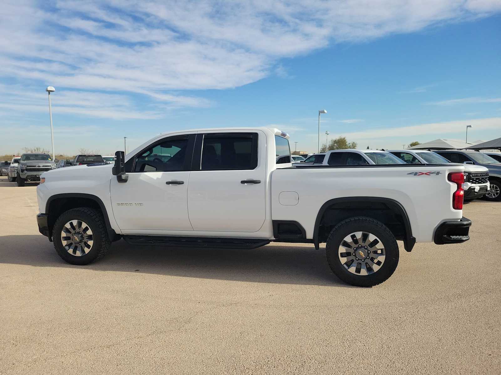 Thumbnail: 2022 Chevrolet Silverado 2500 - 3